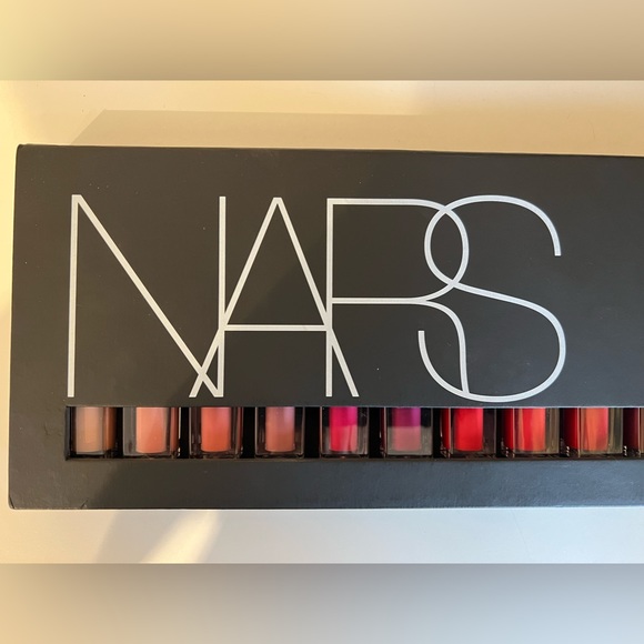 NARS 13 PIECE VELVET LIP GLIDE COLLECTORS SET - Picture 8 of 8